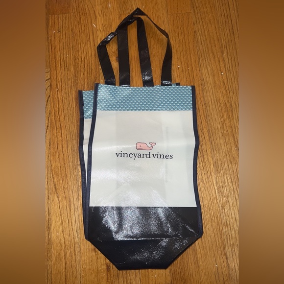 Vineyard Vines Handbags - Vineyard Vines Pink Whale Reusable Small Tote Bag